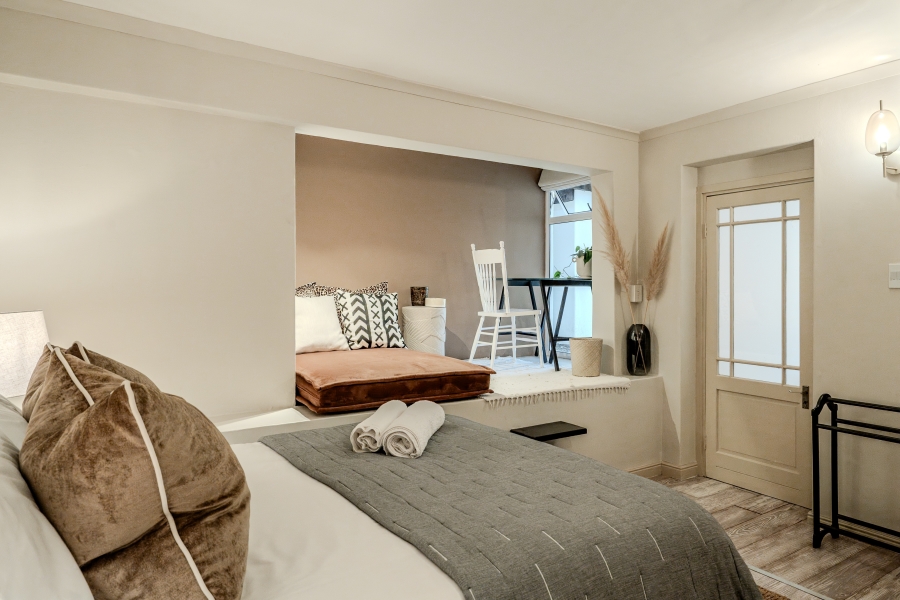 To Let 2 Bedroom Property for Rent in Camps Bay Western Cape